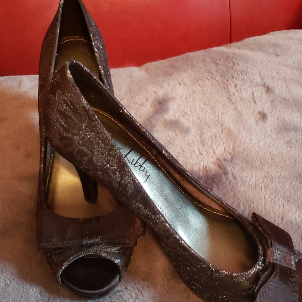 Open  toe heel